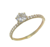 Anel Solitário com lateral Zircônias Ouro 18K - 70026221 - oticasvitoria